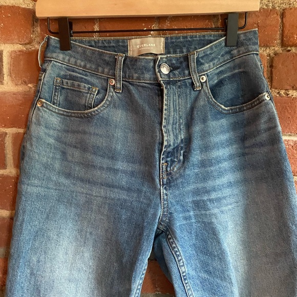 The Curvy Cheeky Jean - Picture 5 of 5